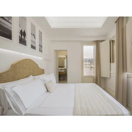 Bed & Breakfast Townhouse 4*