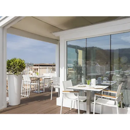 Townhouse 4*