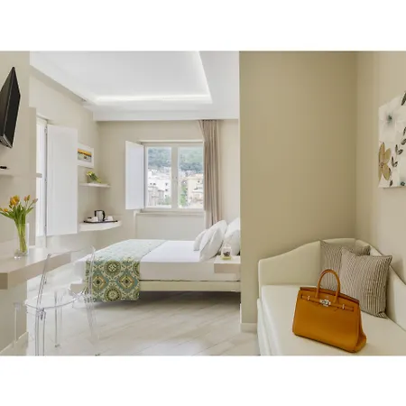 Townhouse 4* Tropea