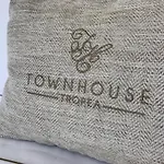 Townhouse 트로페아