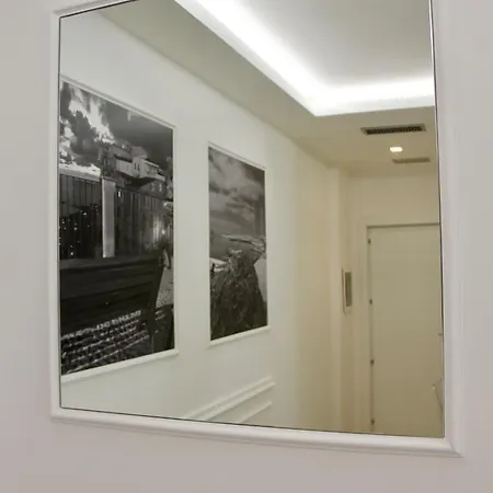 Townhouse Bed & Breakfast 4*