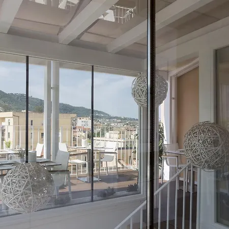 Townhouse 4*
